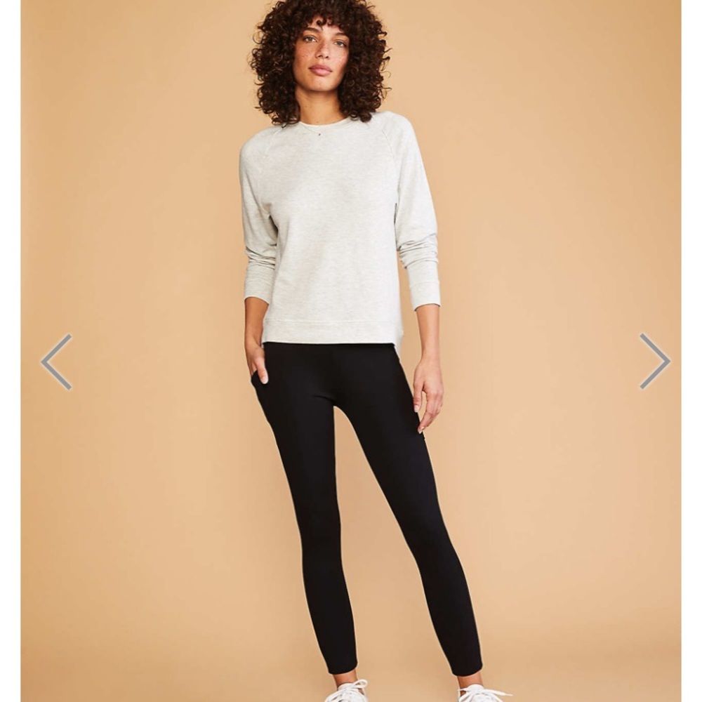 Ponte travel pocket legging Lou and Grey NWT